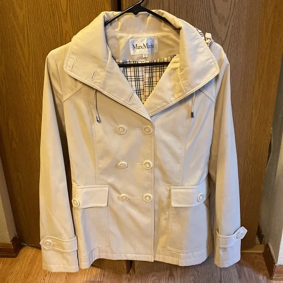 Max Mara short trench coat with hood - Picture 3 of 4